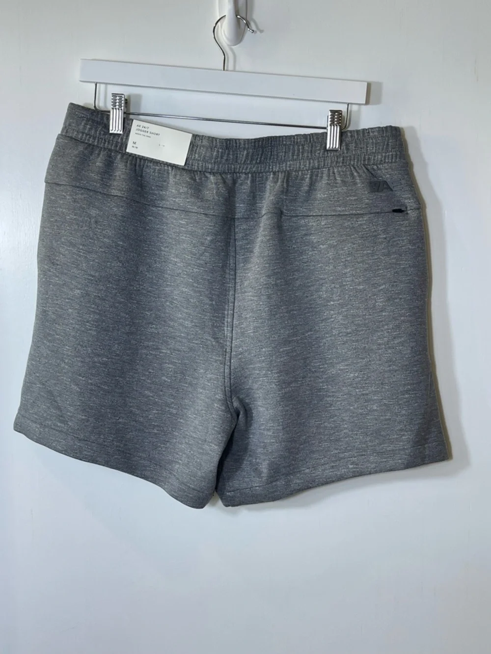 Men’s America Eagle 24/7 Gray Jogger Short Above the Knee size M